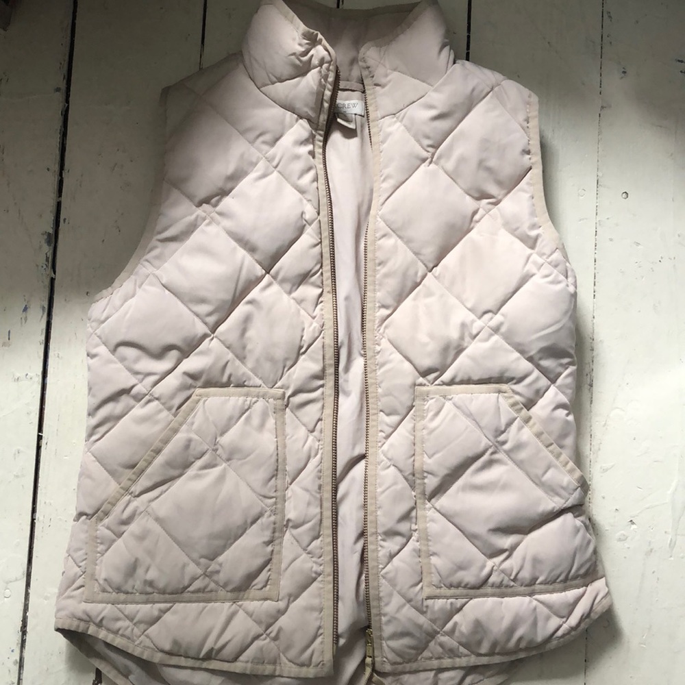J.crew beige puffer vest! Rare size small